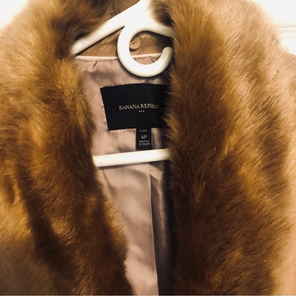 Tan Wool Tie Front Banana Republic Car coat with removable Faux  Fur Collar 6p - Picture 3 of 6